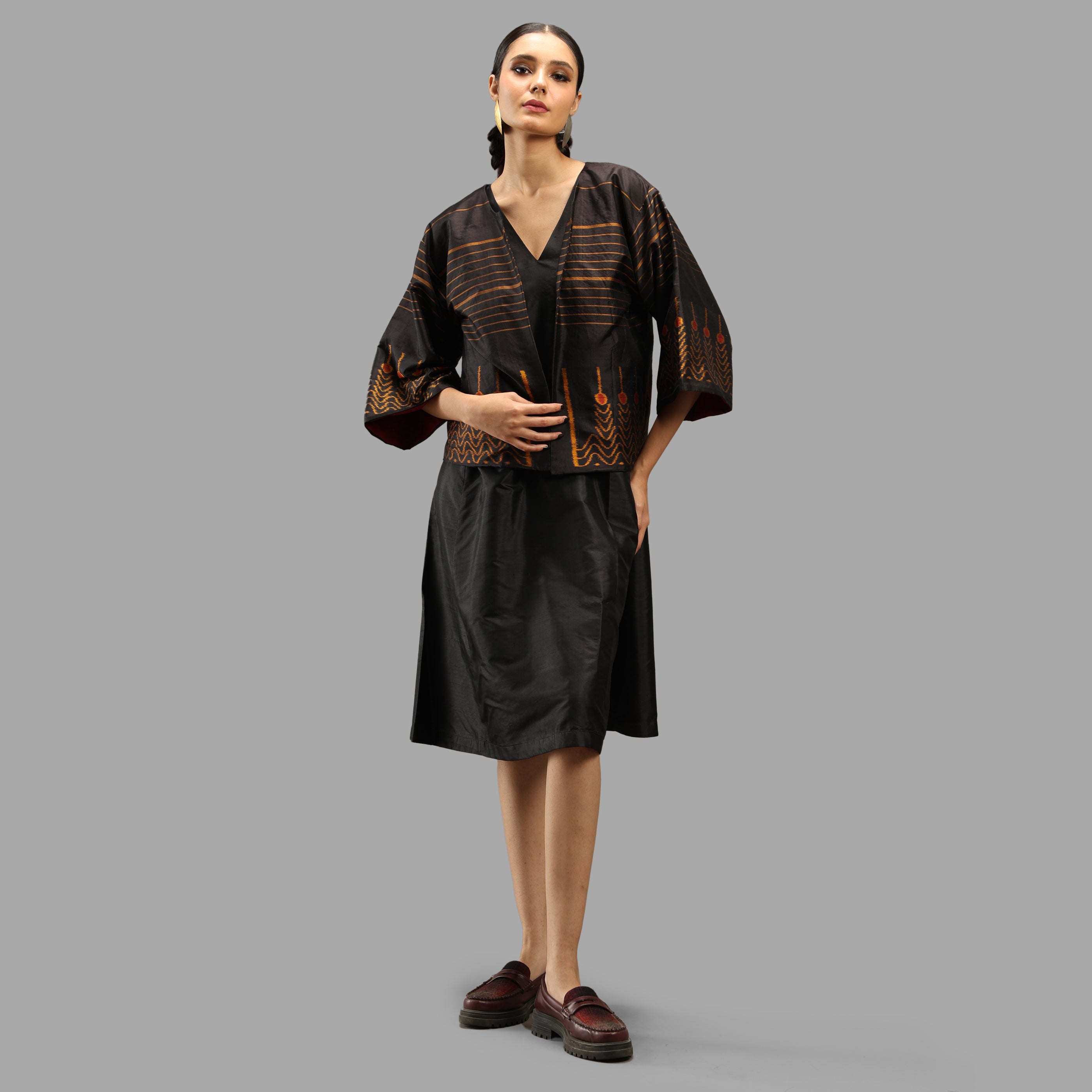 Handwoven Ikat Silk Reversible Jacket- Sarong Black