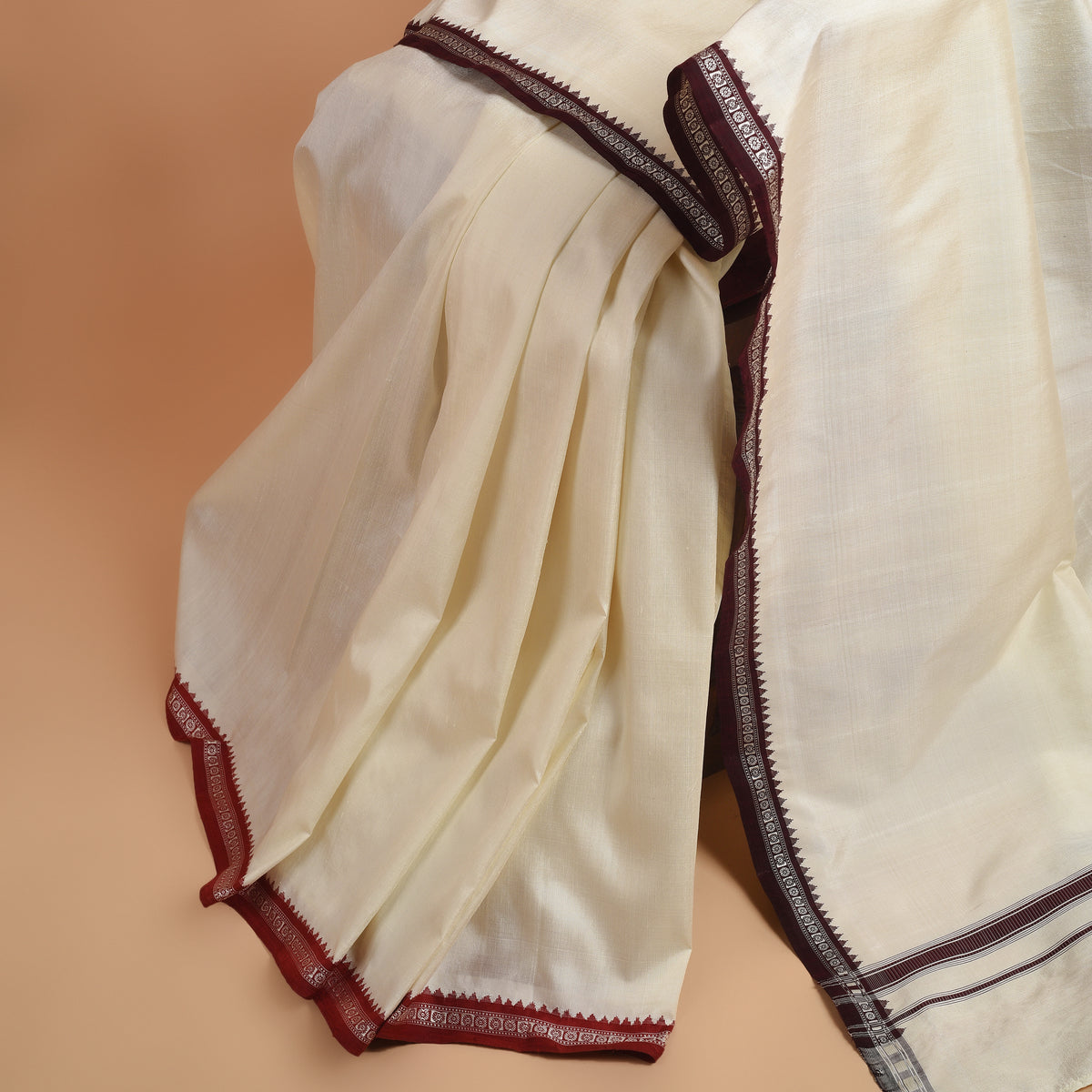 SANJUKTA Handwoven Silk Saree - Ivory