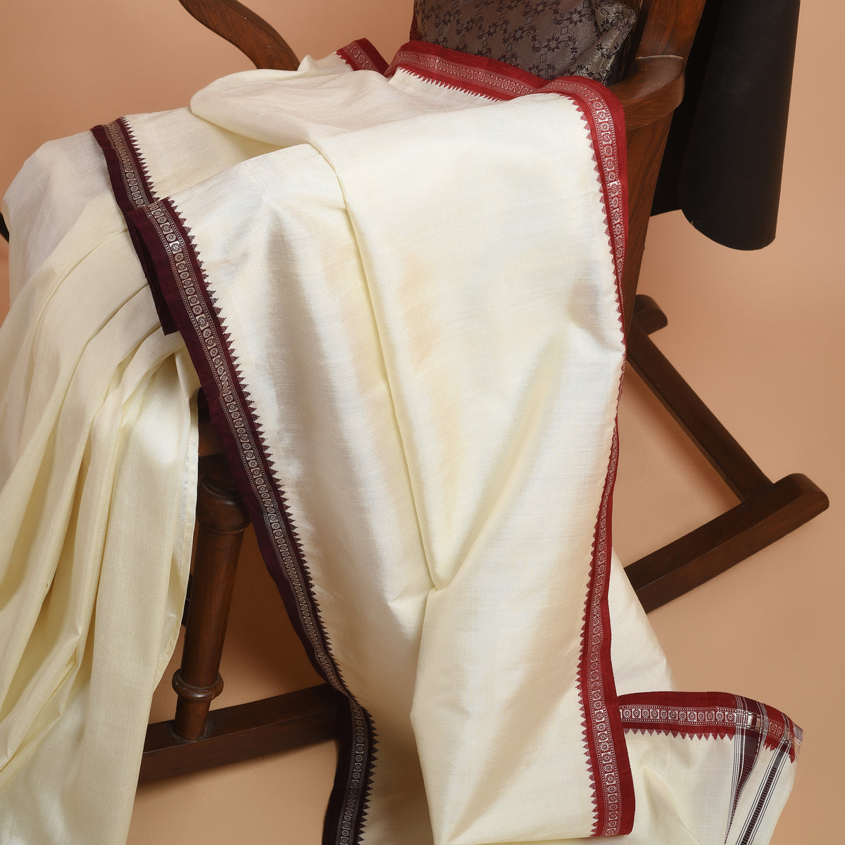 SANJUKTA Handwoven Silk Saree - Ivory