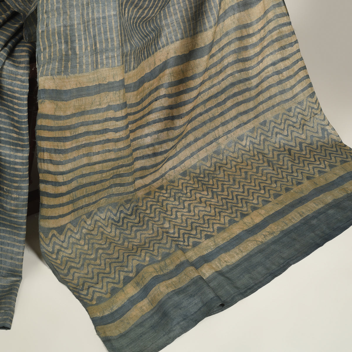 DABU SMALL CHECK Tussar Silk Sari - Indigo Blue