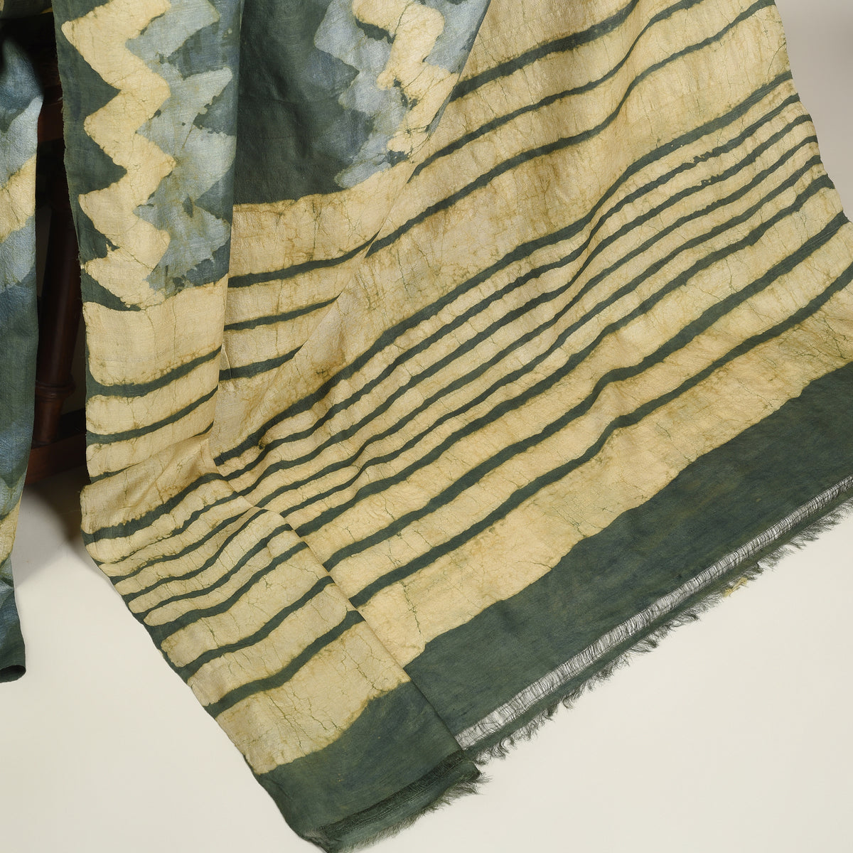 DABU ZIG ZAG  Tussar Silk Sari - Green