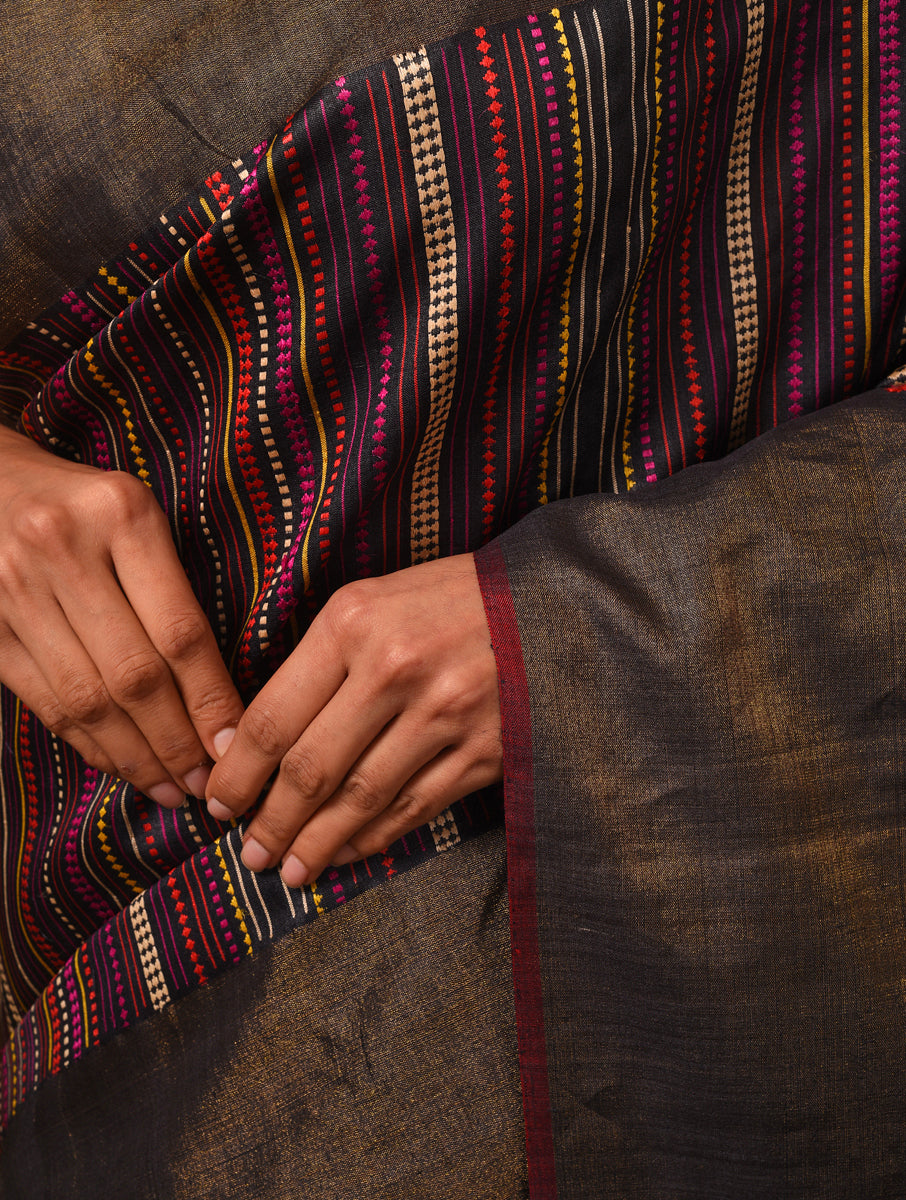 BEEJ Long Pallu Handwoven Tussar Silk Saree - Charcoal - Vriksh Designs