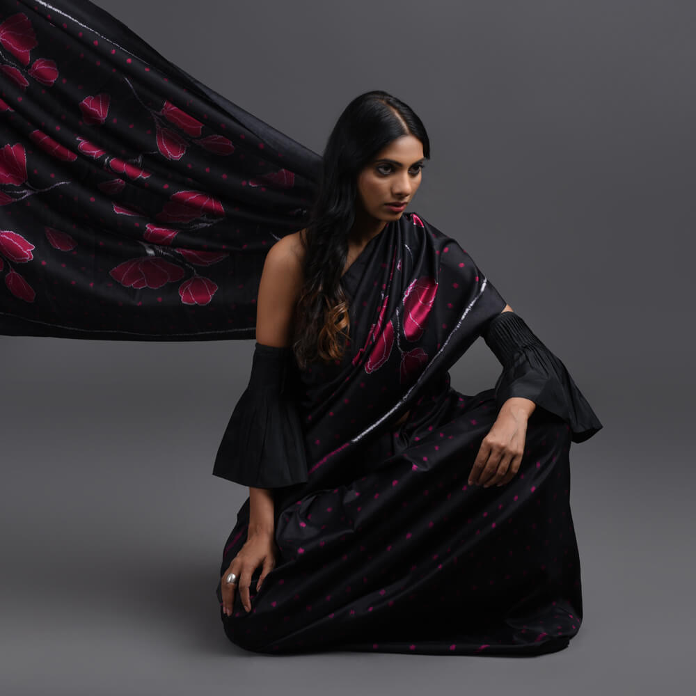 GULAAB Ikat Long Pallu Handwoven Silk Saree - Black