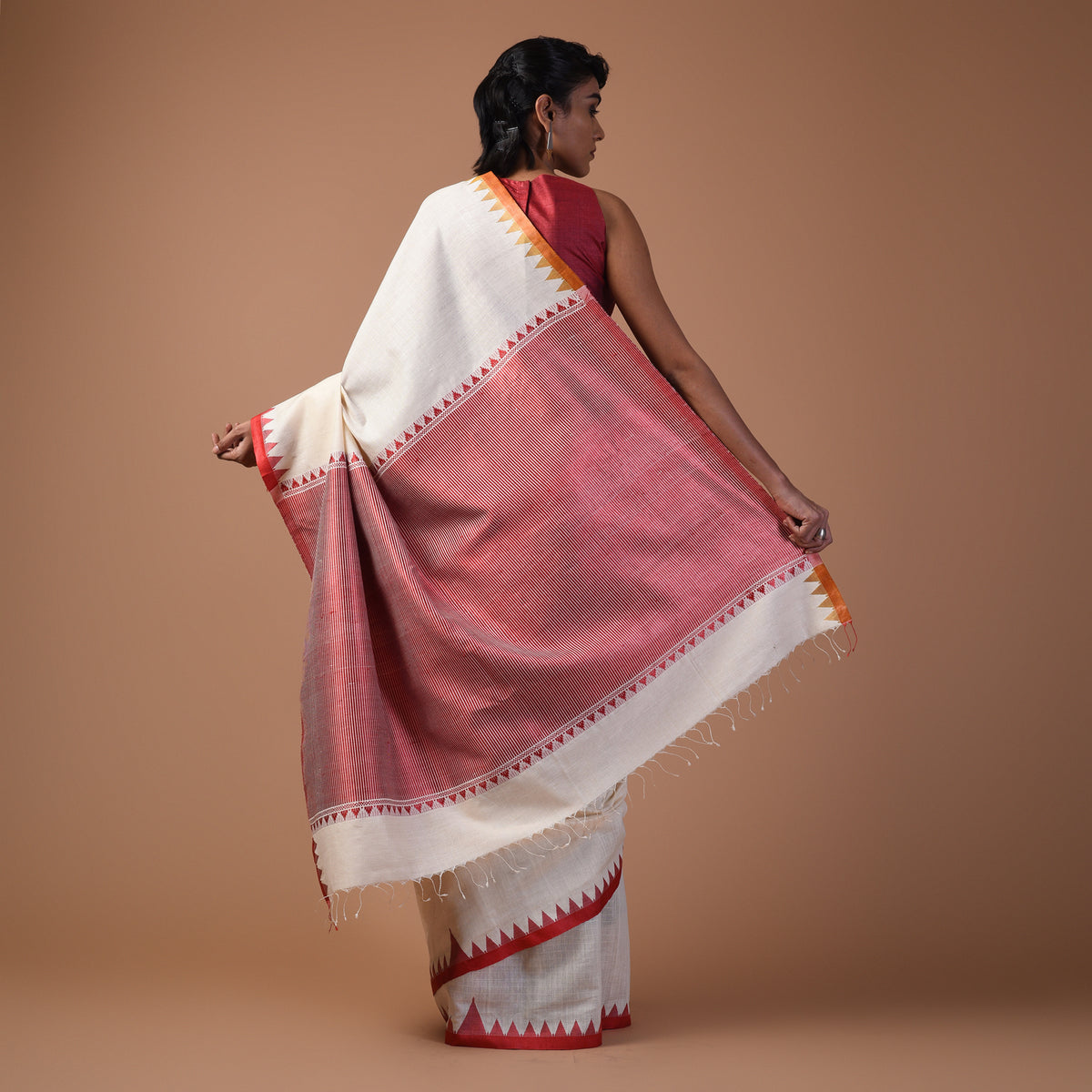 DESI KUMBHA Tussar/Cotton Handwoven Saree - Ivory Golden Red Border