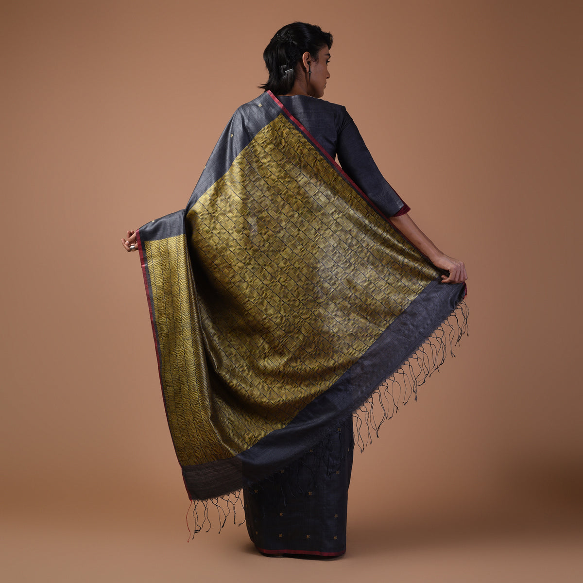 ZARI BUTI Handwoven Tussar Silk Saree - Black Gold