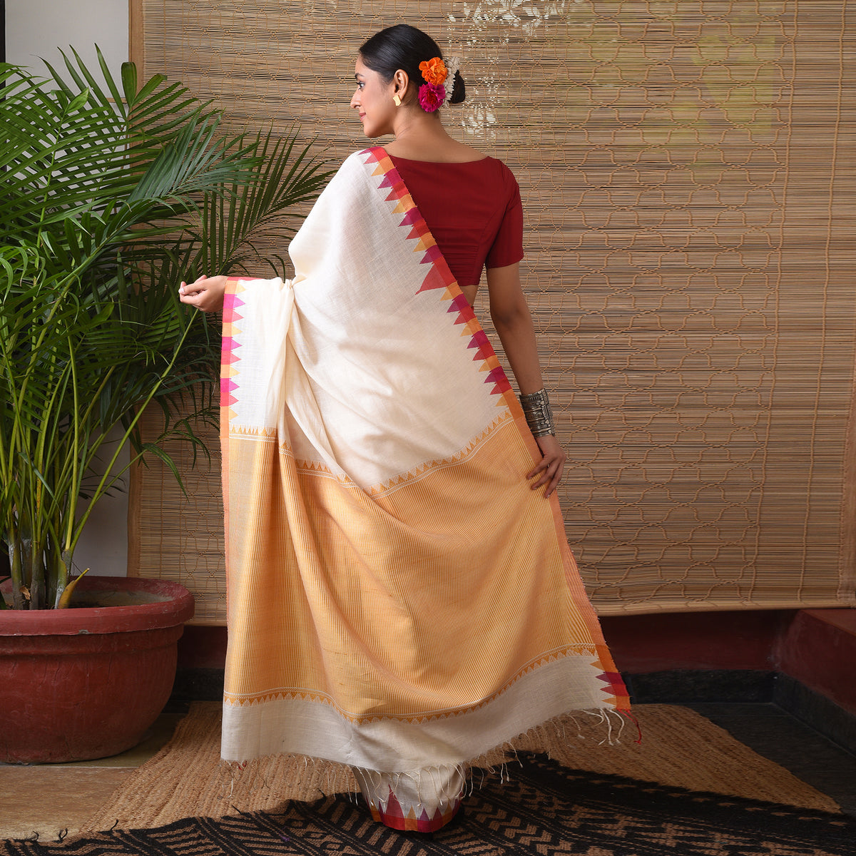 DESI KUMBHA Tussar/Cotton Handwoven Saree - Ivory & Multicolor Border