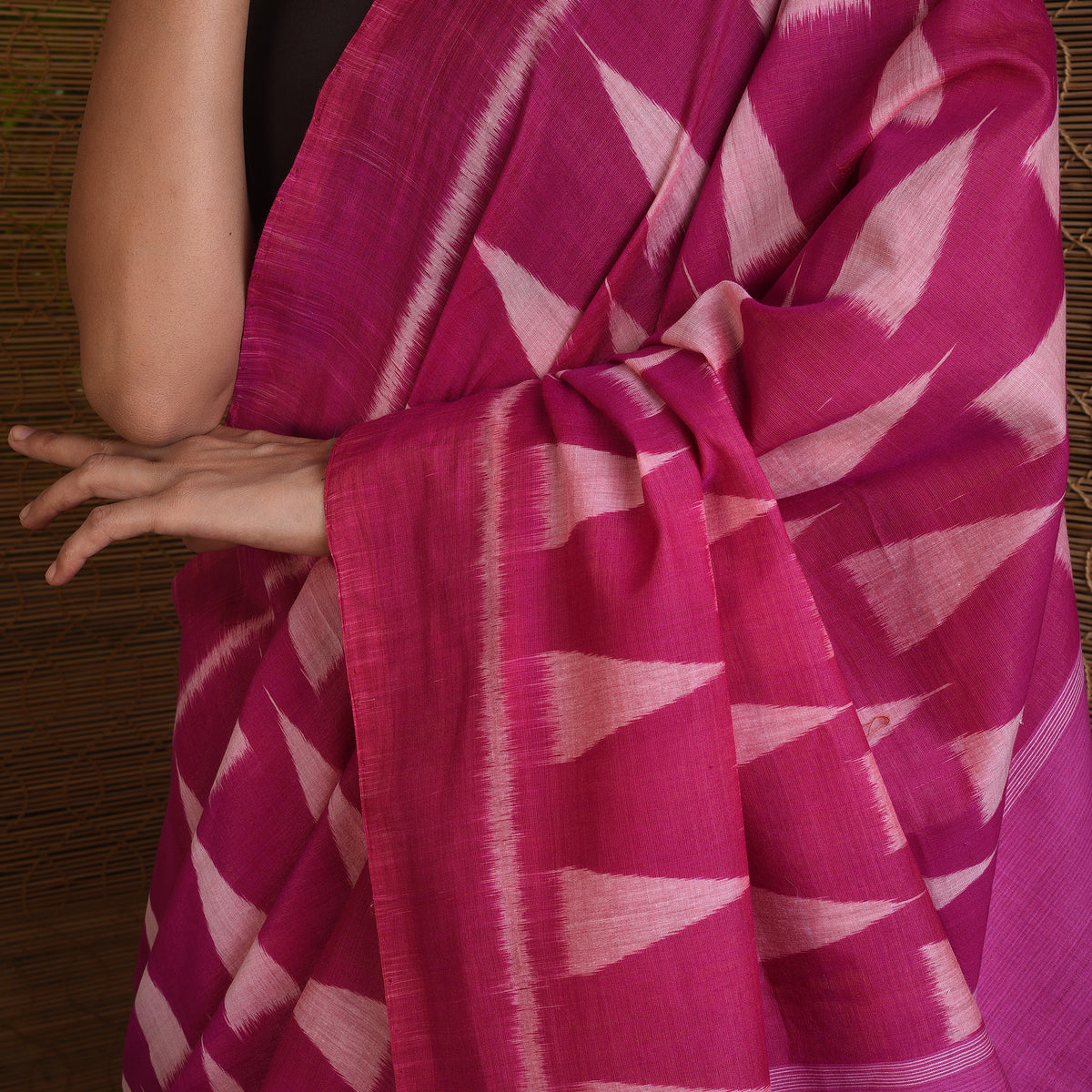 HAWA HAWAII Handloom Silk Saree - Hot Pink