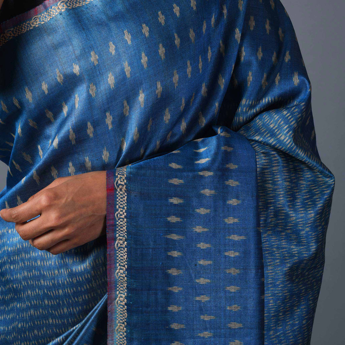 SITARA Ikat Tussar Long Pallu Handwoven Silk Saree - BLUE