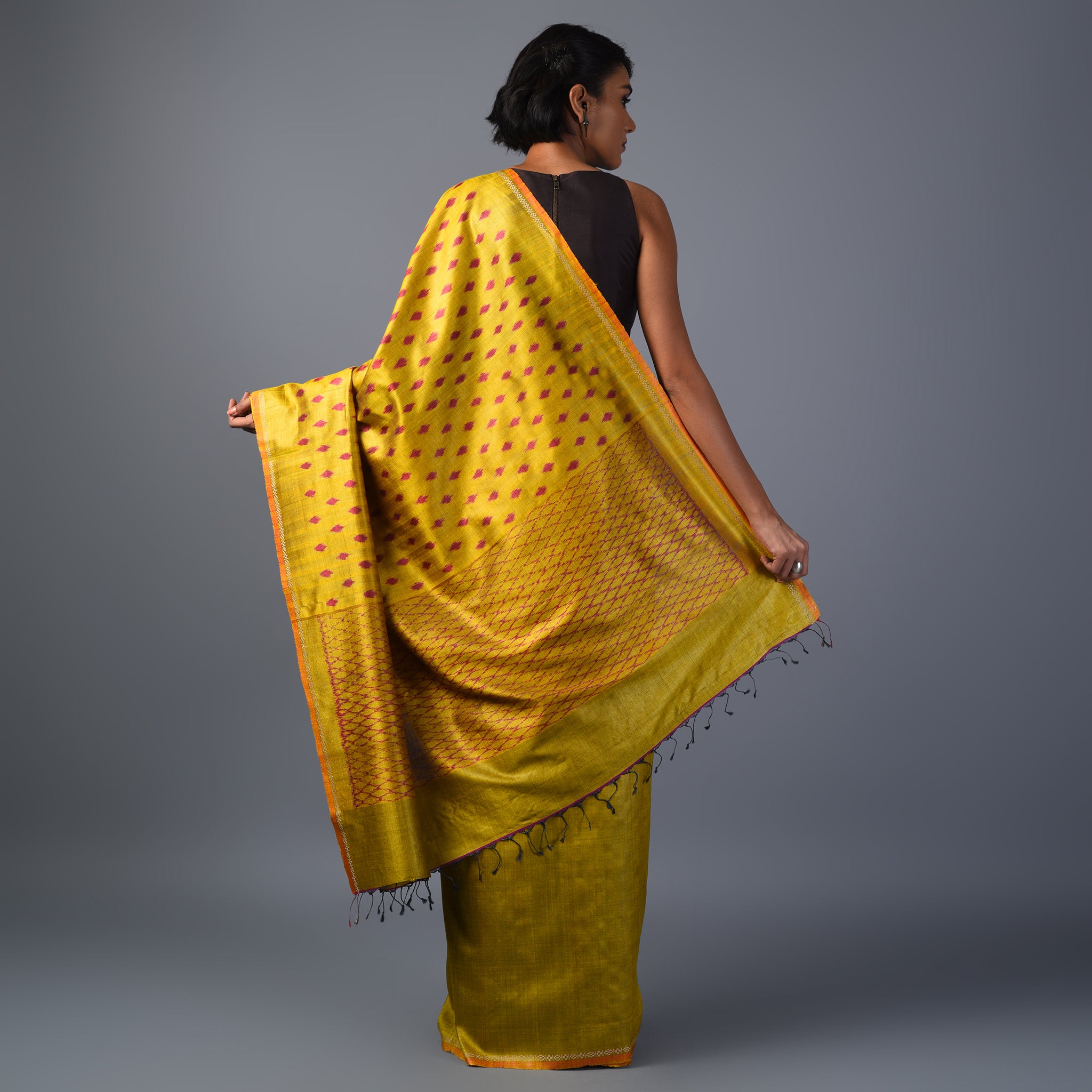IKAT TUSSAR Thippa Long Pallu Handwoven Silk Saree - Lemon Green - Vriksh Designs
